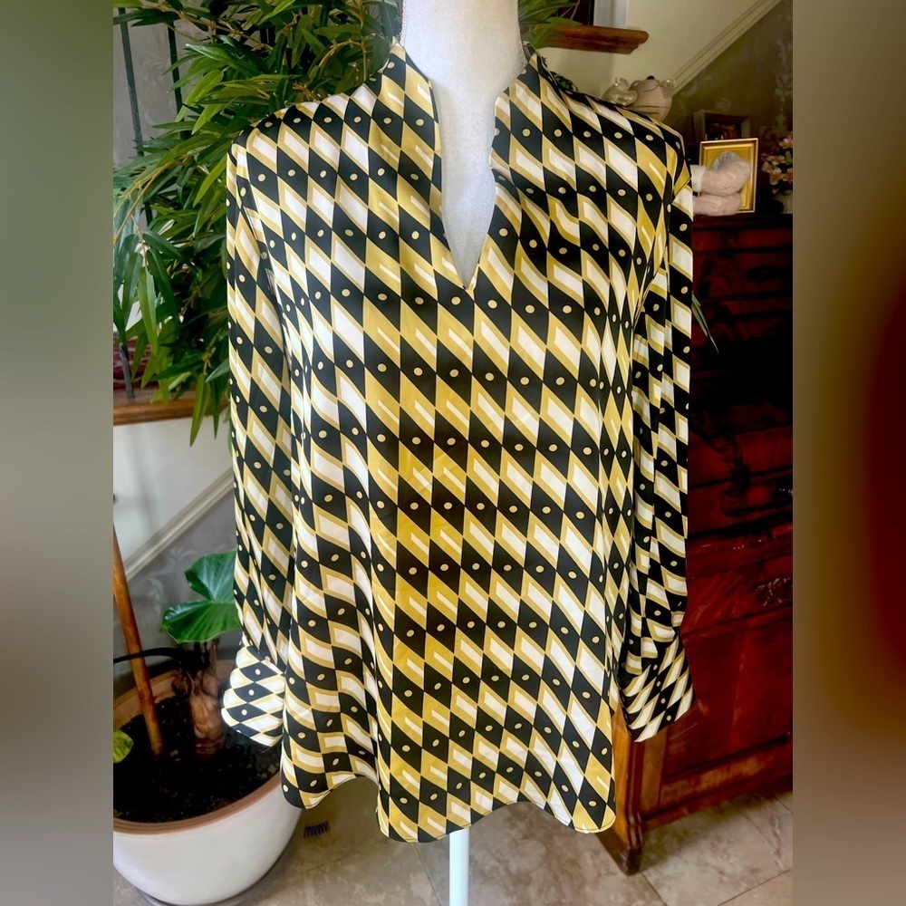 Joie ladies, pullover, long sleeve blouse XS, oversized, gold, black, and cream - Picture 3 of 13